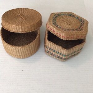 2 vintage hand woven lidded baskets sweet grass